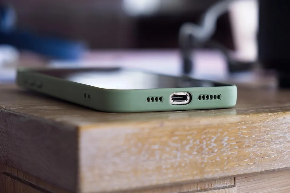 Put the Phone Down. No, Really. We Mean It This Time.